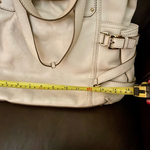 Michael Kors Large Bag - Picture 5 of 7